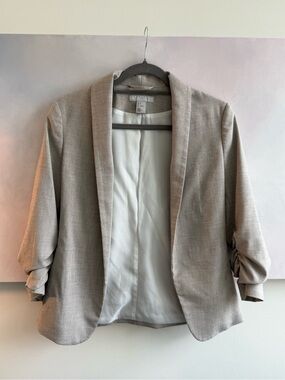 H&M Beige Open-Front Blazer
